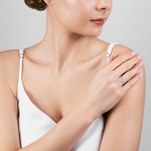 Pierścionek zaręczynowy Dream: białe złoto, diamenty